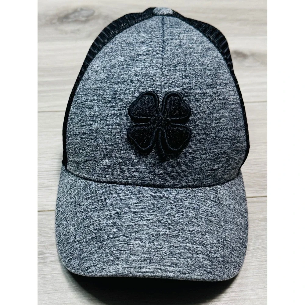 Black Clover Fitted Golf Hat Sz S/M Blackgrey